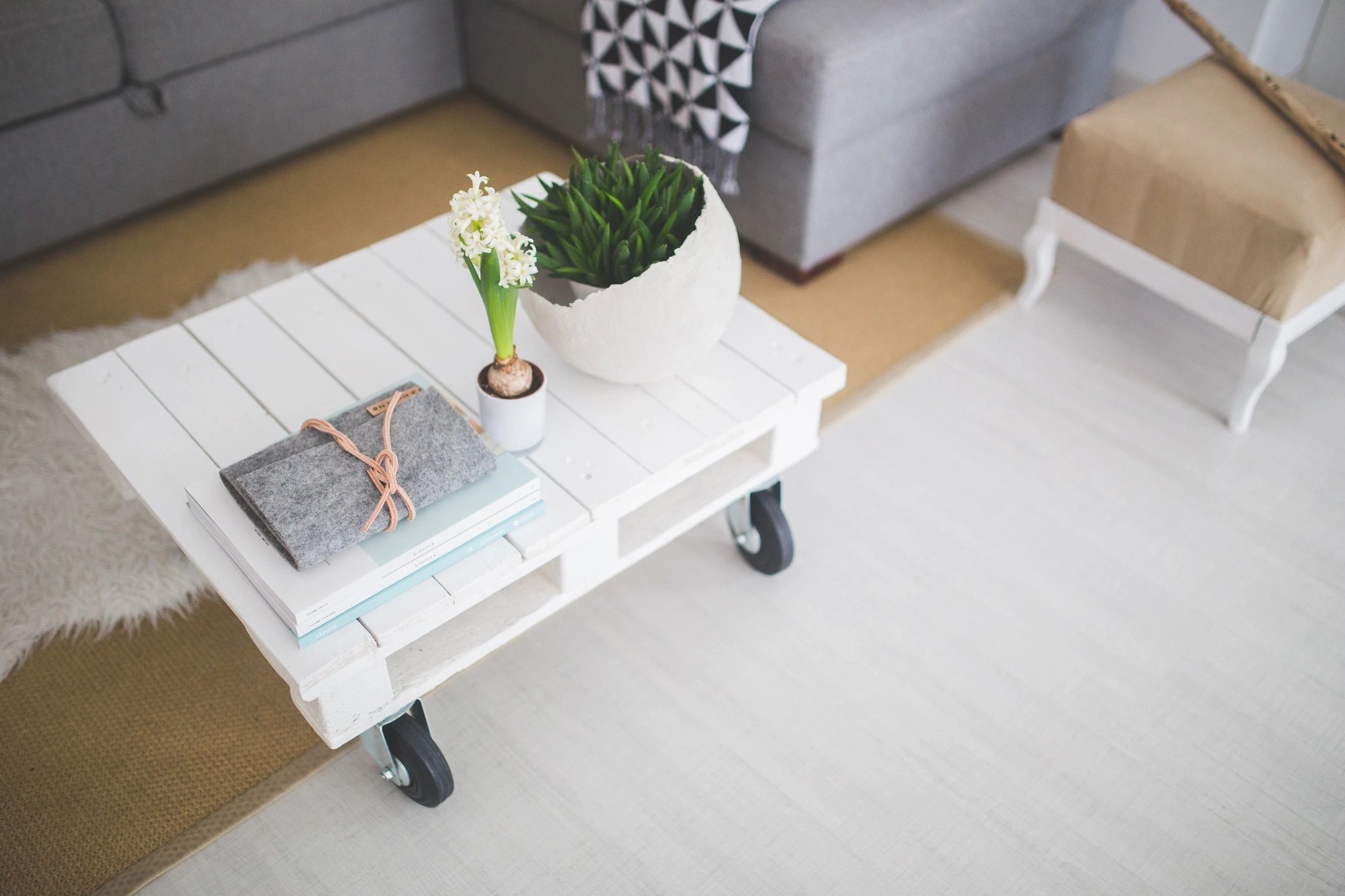 Real estate move manager service — beautifully styled living room